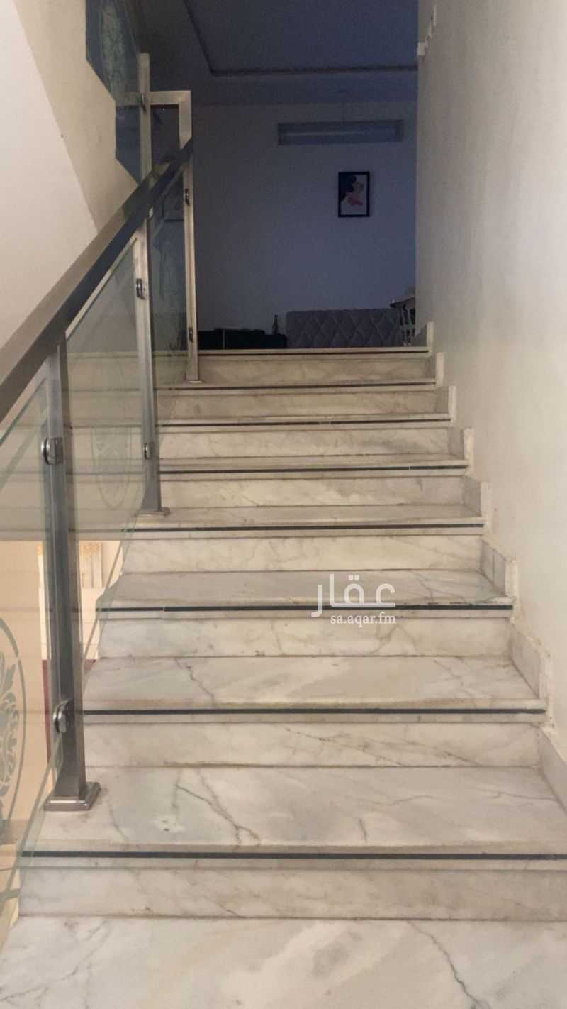 5 bedroom villa in Riyadh 14