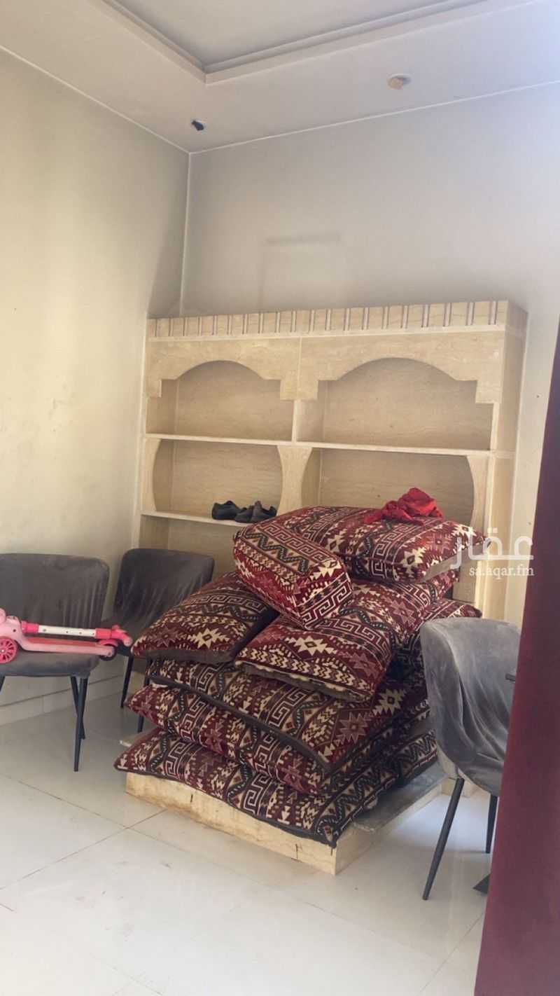 5 bedroom villa in Riyadh 8