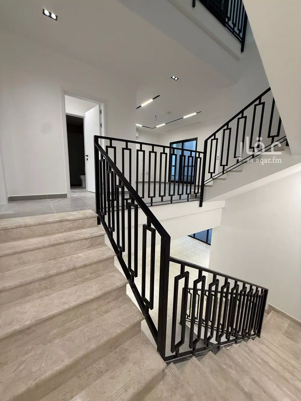 4 bedroom villa in Riyadh 23