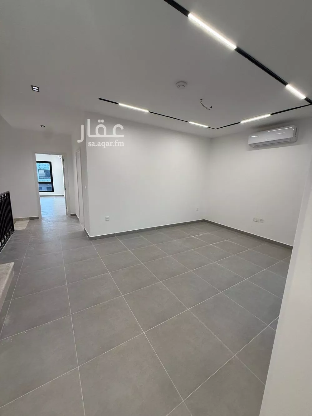4 bedroom villa in Riyadh 24