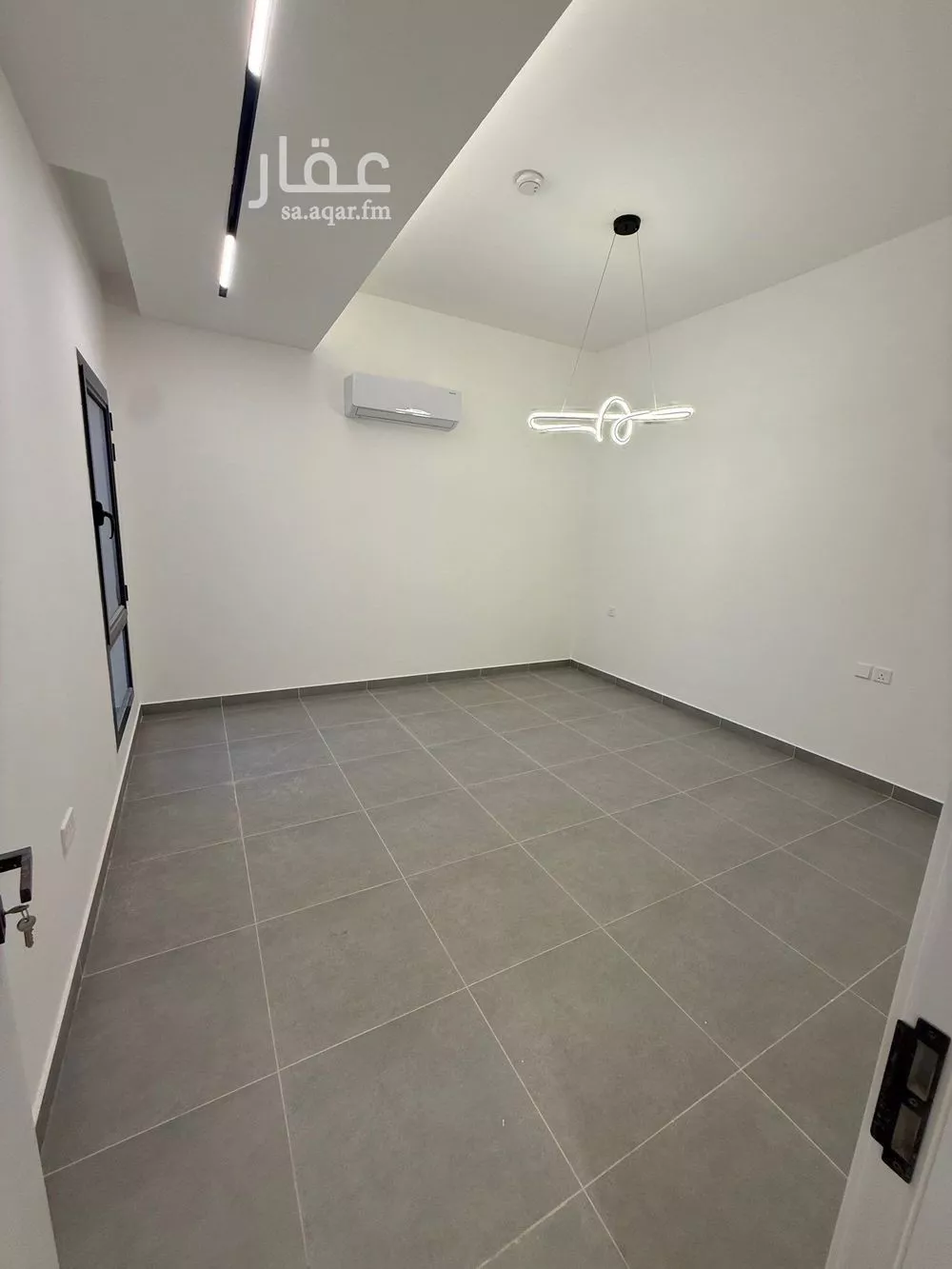 4 bedroom villa in Riyadh 25