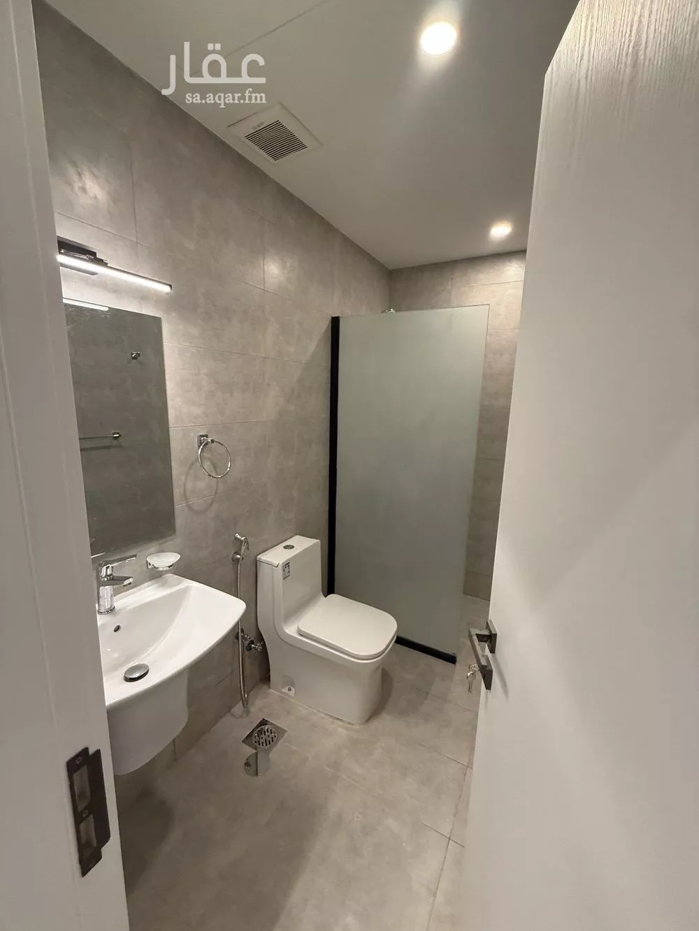 4 bedroom villa in Riyadh 26