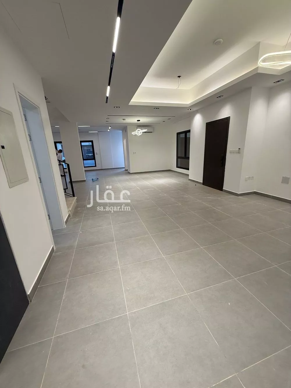 4 bedroom villa in Riyadh 10