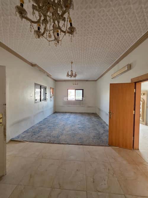 11 bedroom villa in Al Shifa, Riyadh 5