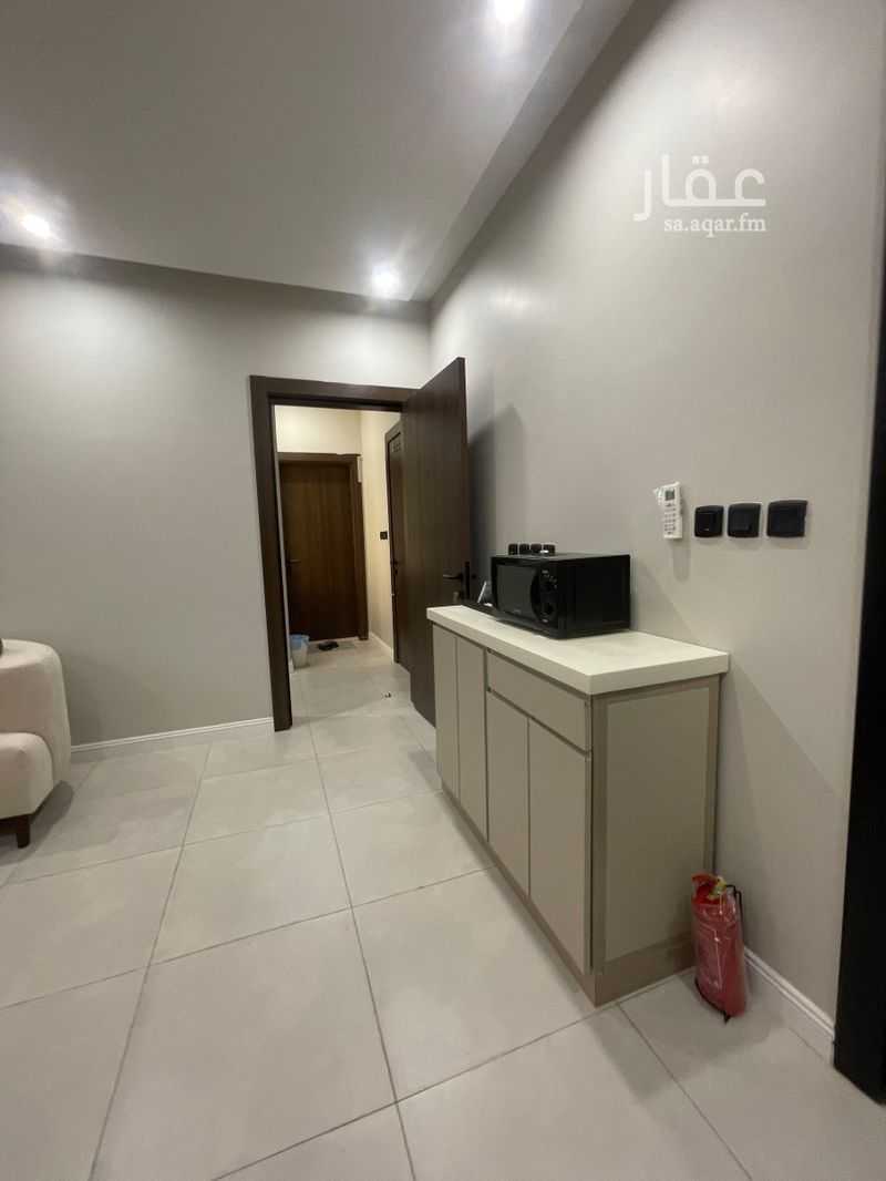 5 bedroom apartment in Jeddah 6