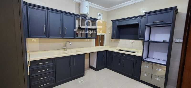 4 bedroom apartment in Prince Abdulmajeed, Jeddah 9