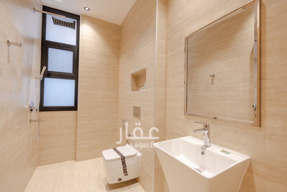 3 bedroom apartment in Ishbiliyah, Riyadh 7