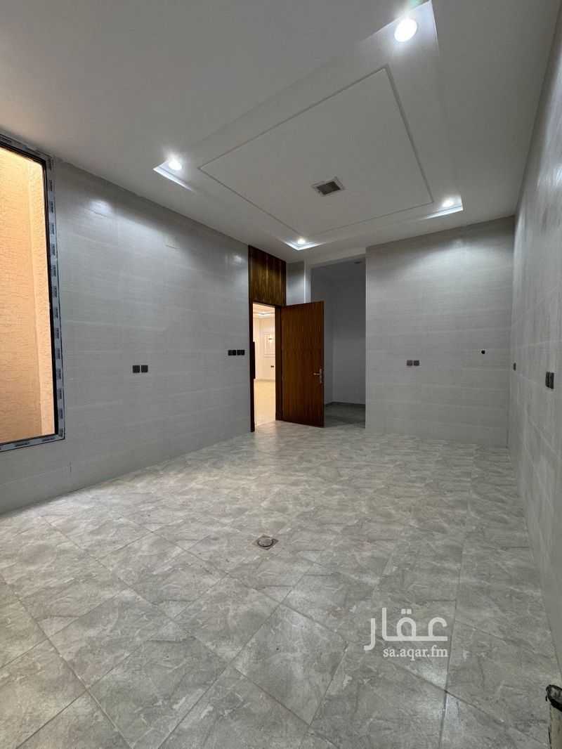 4 bedroom villa in Riyadh 11