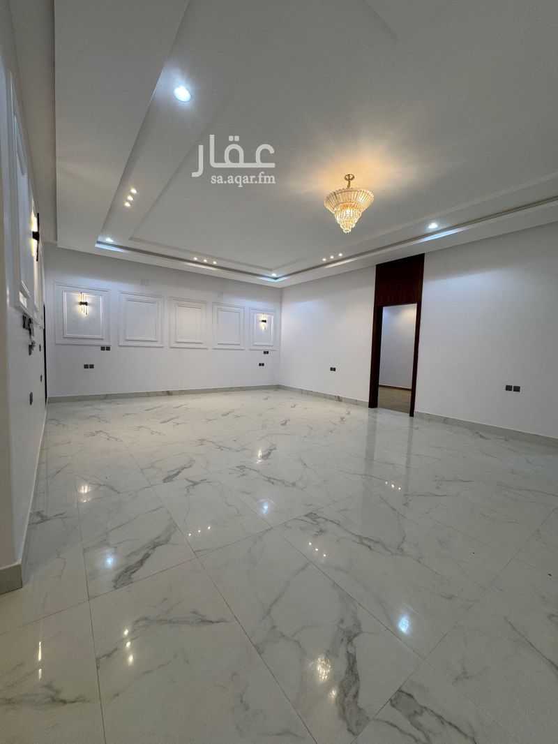 4 bedroom villa in Riyadh 10