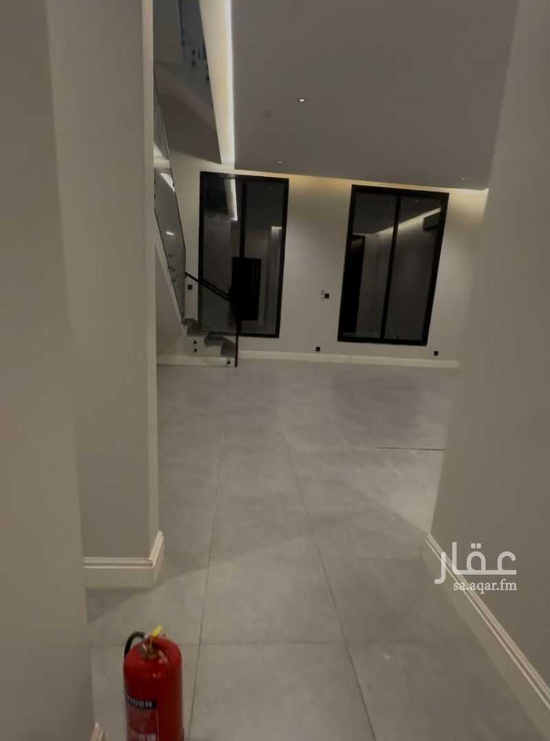 4 bedroom villa in Riyadh 13