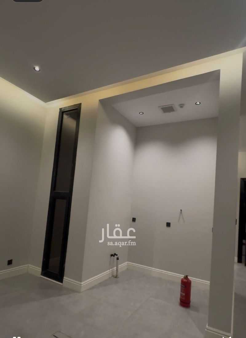 4 bedroom villa in Riyadh 15