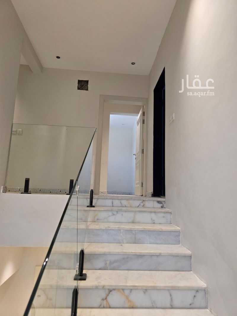 4 bedroom villa in Ar Rayan, Riyadh 15