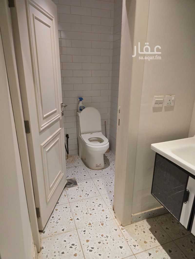 4 bedroom villa in Ar Rayan, Riyadh 7