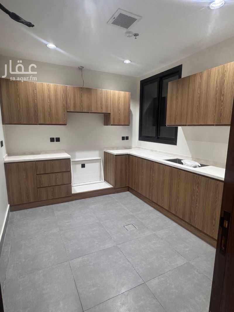 4 bedroom apartment in Al Awali, Riyadh 13