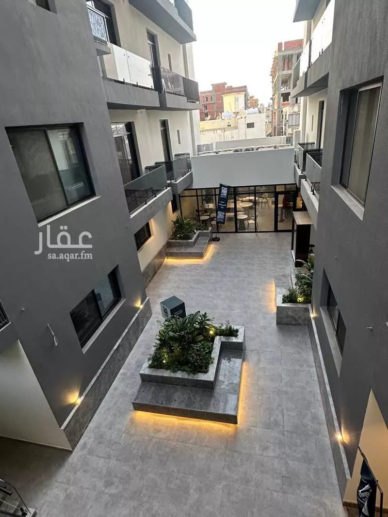 2 bedroom apartment in Al Sharafiyah, Jeddah 9