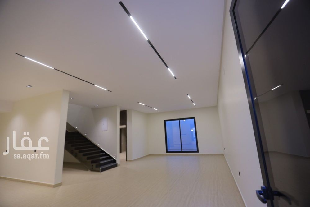 3 bedroom villa in As Suwaidi Al Gharabi, Riyadh 5