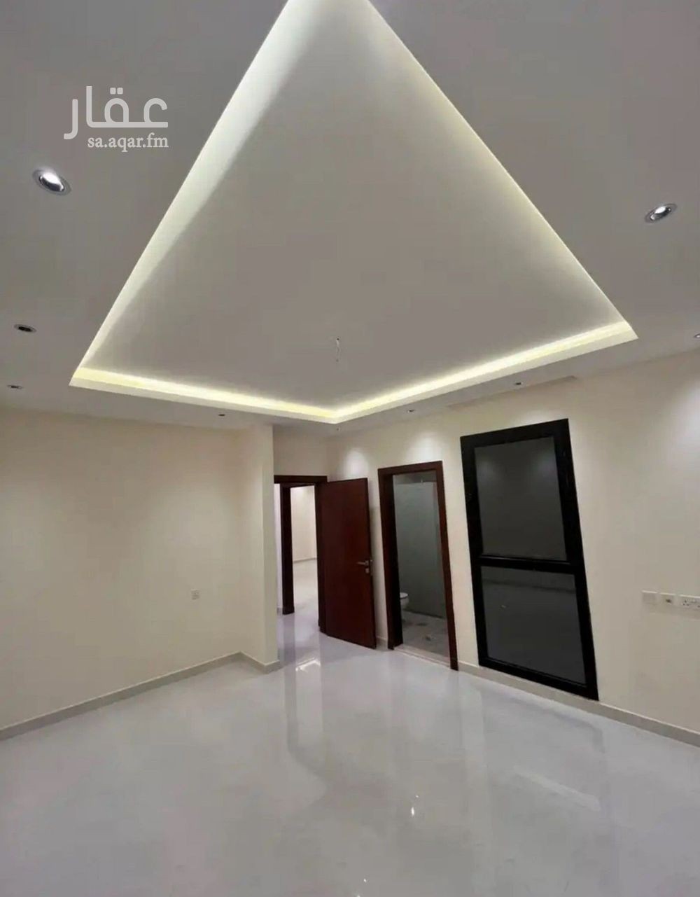 8 bedroom villa in Riyadh 4