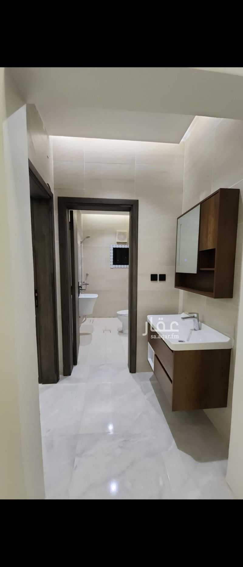 4 bedroom apartment in Al Khumrah, Jeddah 5