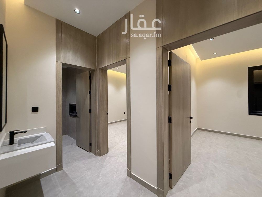 5 bedroom villa in Ash Sharq, Riyadh 28