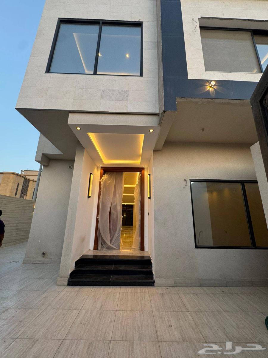 7 bedroom villa in Al Rabwa, Jeddah 2