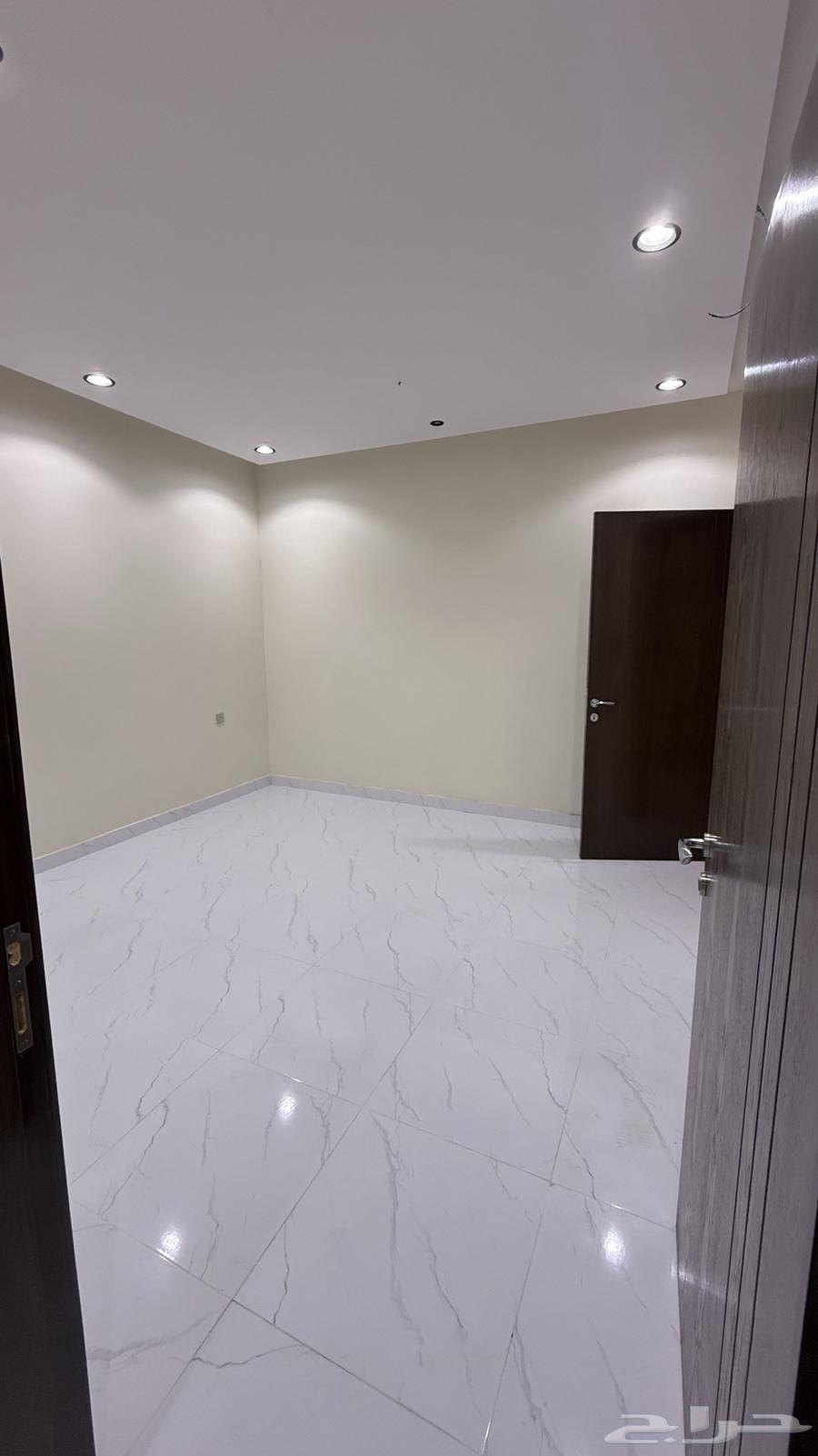7 bedroom villa in Al Quraynah, Jeddah 14