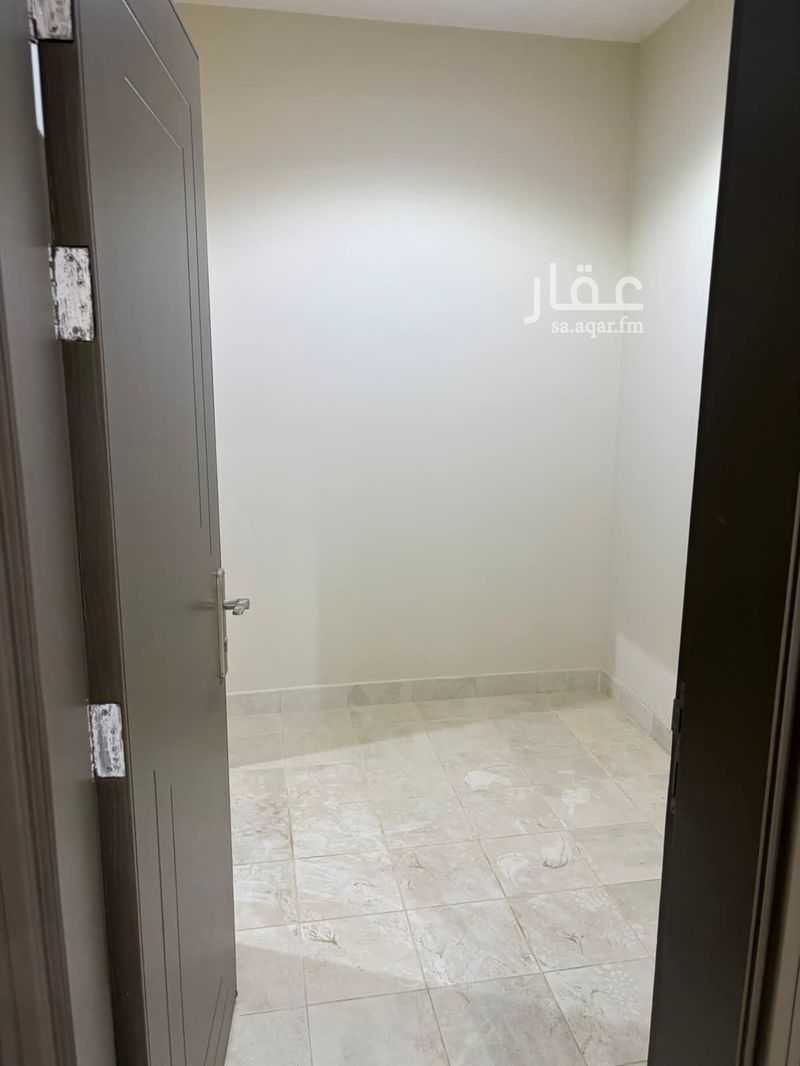 10 bedroom building in Jeddah 5