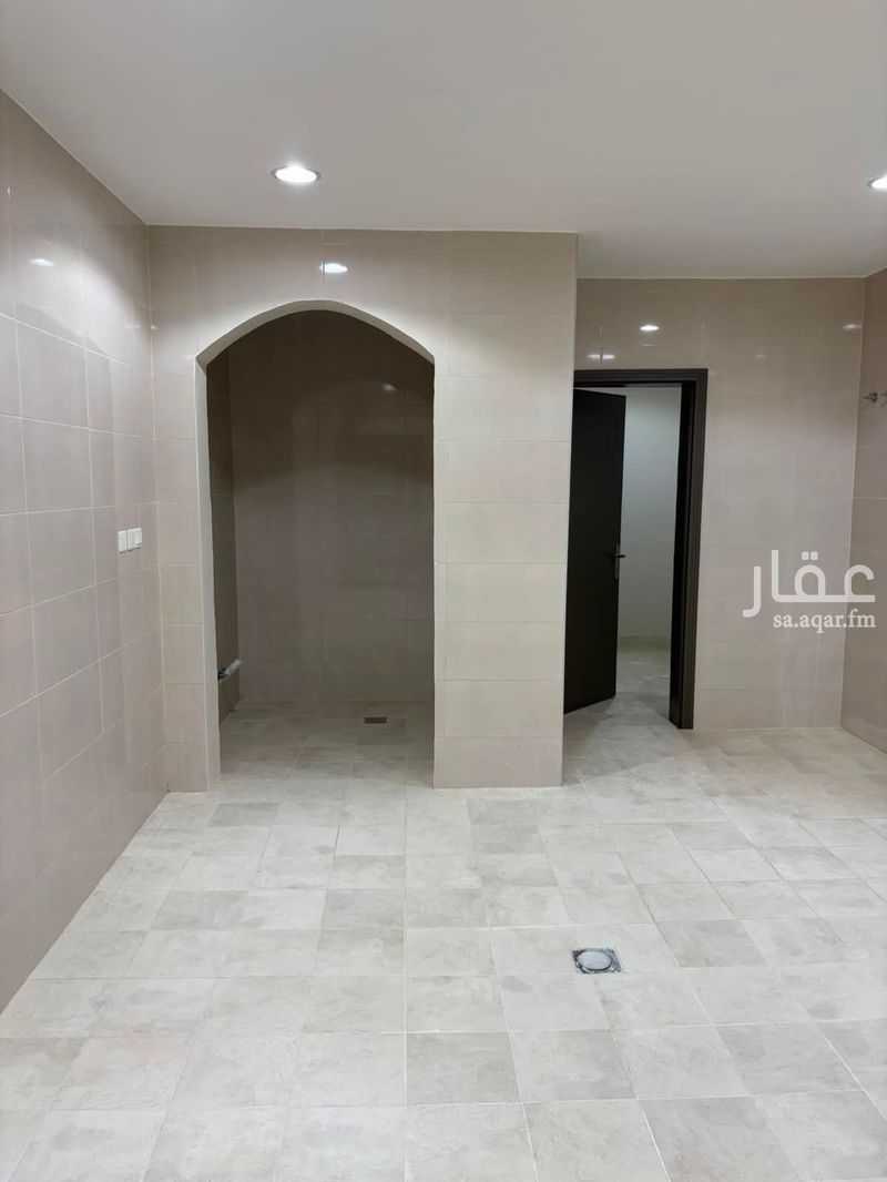 10 bedroom building in Jeddah 6