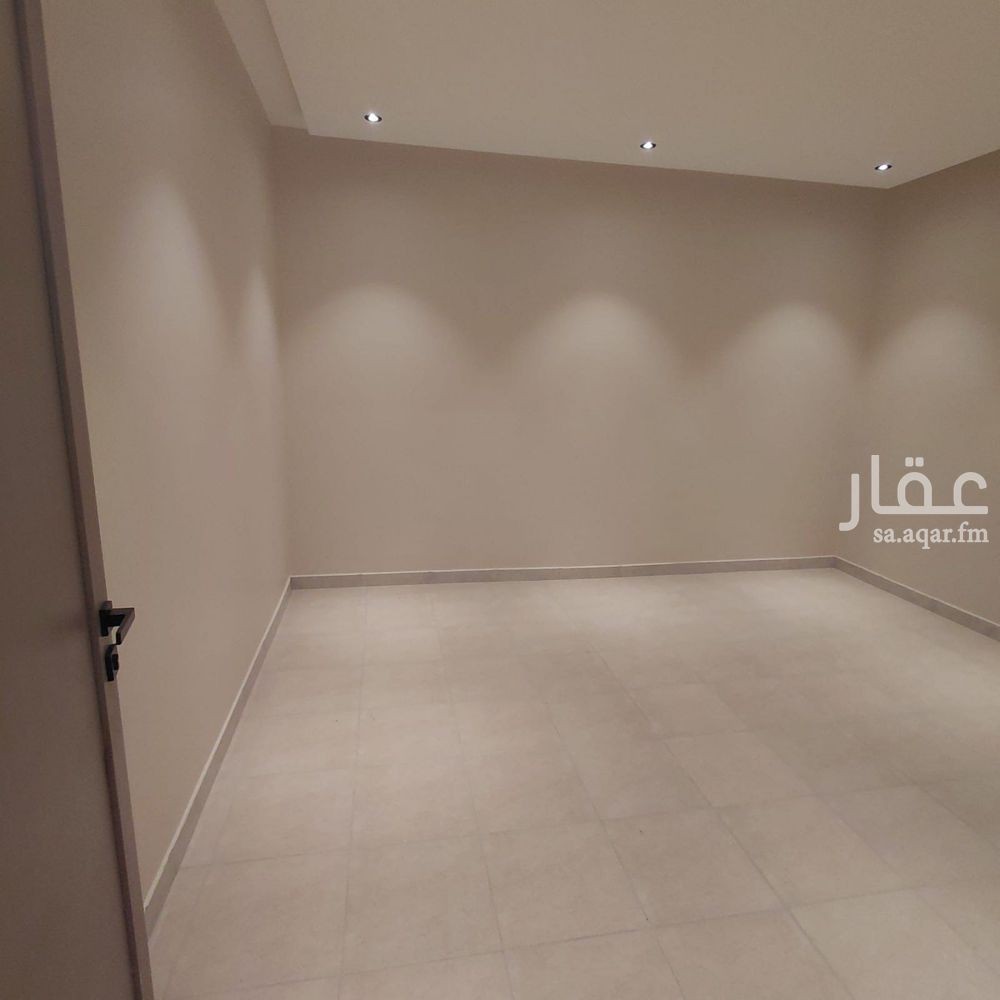 7 bedroom villa in Granada, Riyadh 13