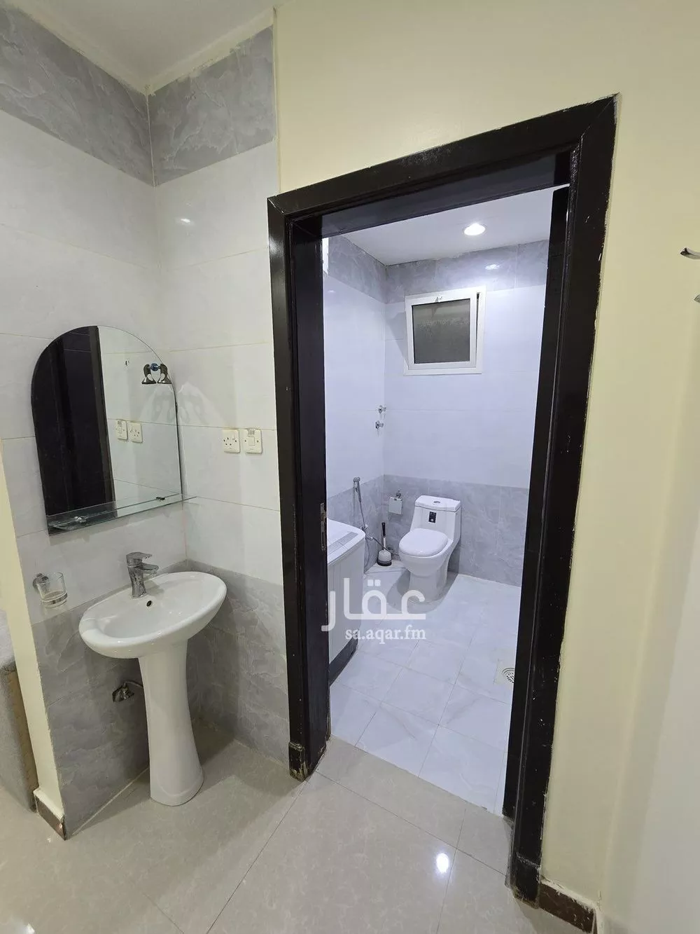 1 bedroom apartment in Dhahrat Laban 2