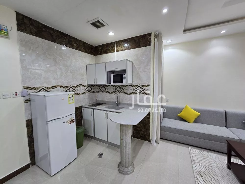 1 bedroom apartment in Dhahrat Laban 7