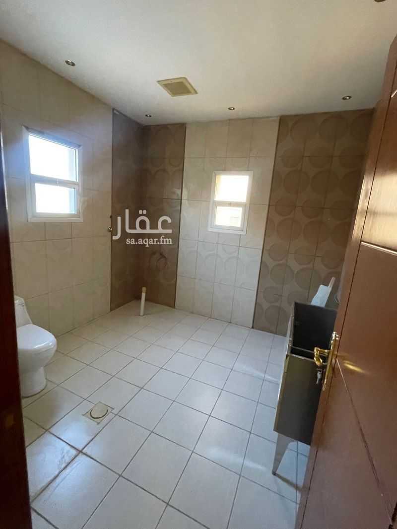5 bedroom villa in Al Hamra, Riyadh 14