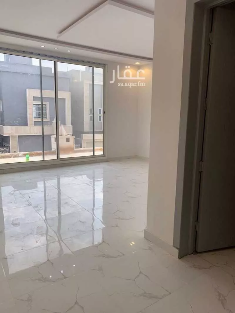 8 bedroom villa in Riyadh 4