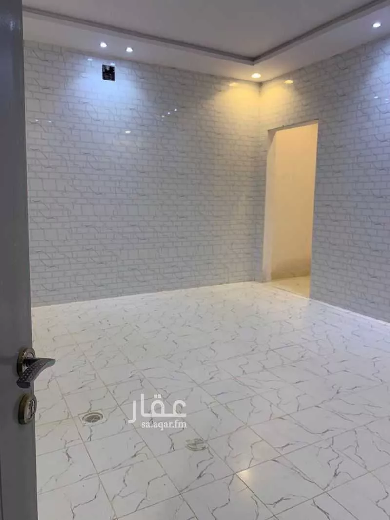 8 bedroom villa in Riyadh 9
