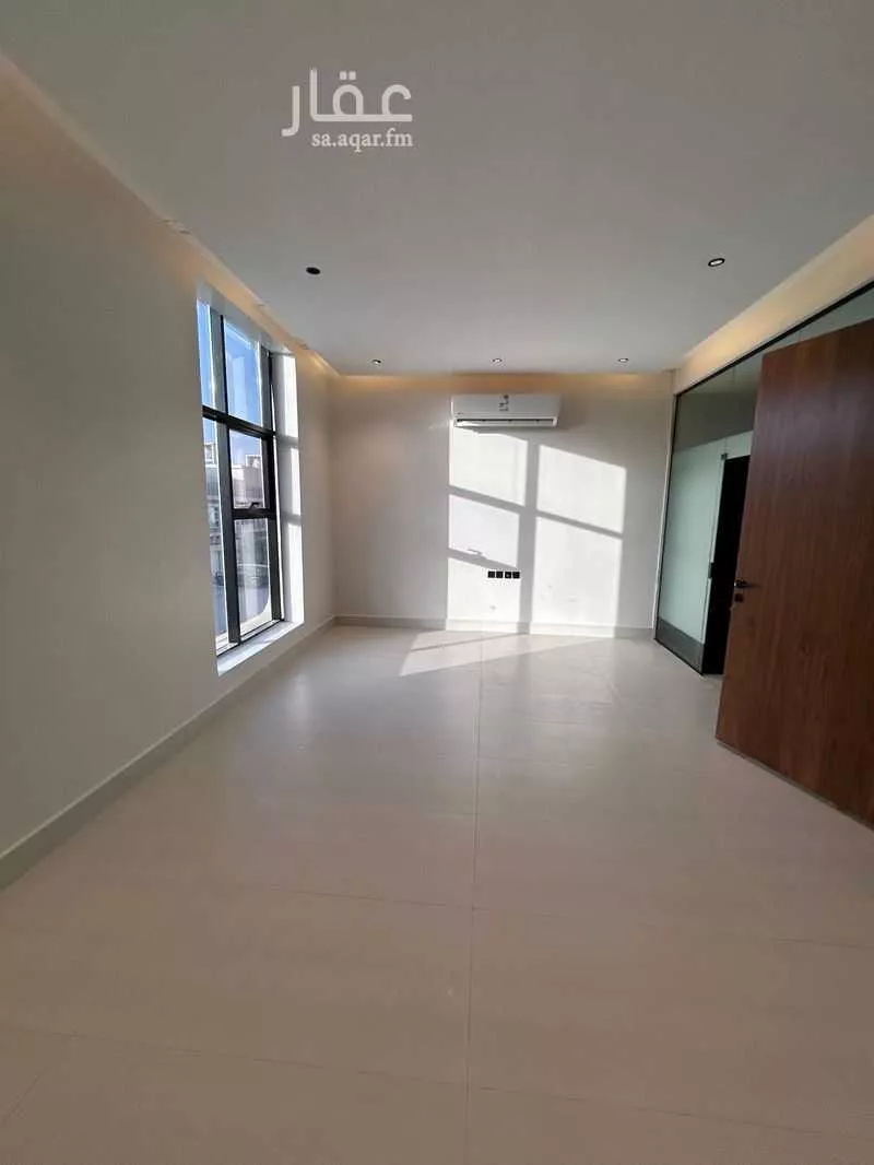 4 bedroom villa in Riyadh 14