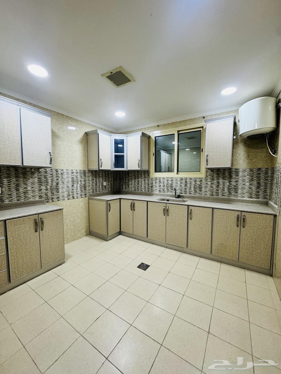 4 bedroom apartment in Al Fardus, Eastern Province 10
