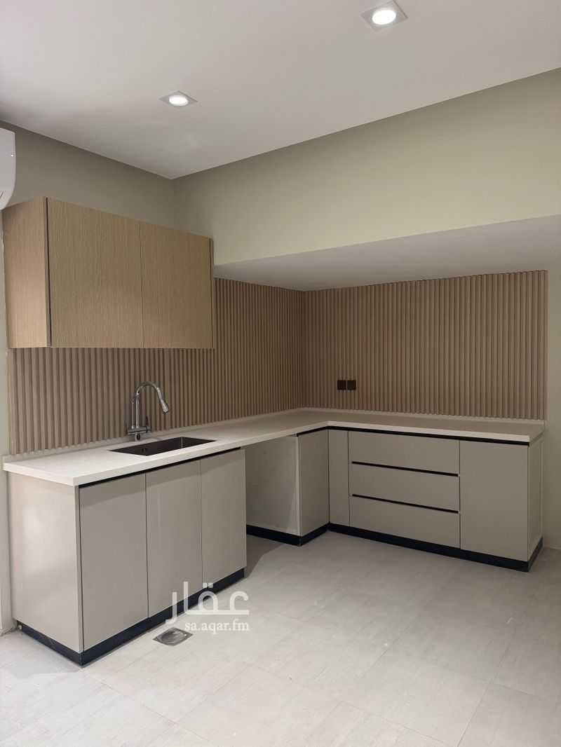 5 bedroom villa in Al Zahra, Riyadh 24