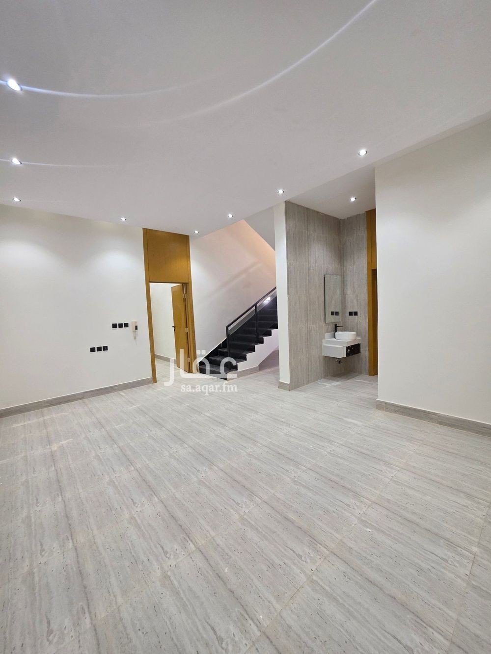 6 bedroom villa in Riyadh 6