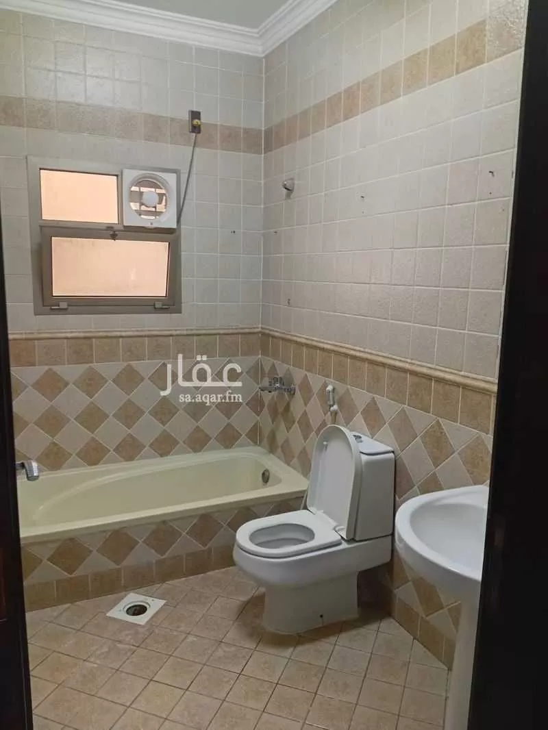 4 bedroom apartment in Al Jawharah, Eastern Province 20