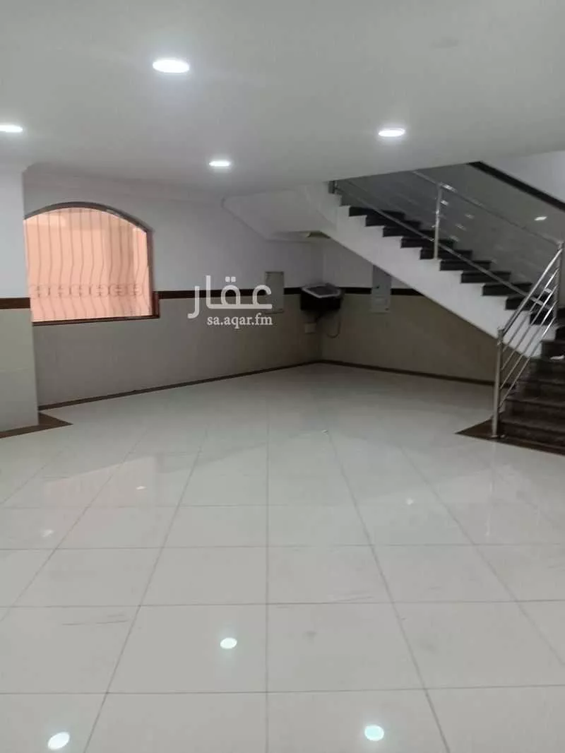 4 bedroom apartment in Al Jawharah, Eastern Province 5