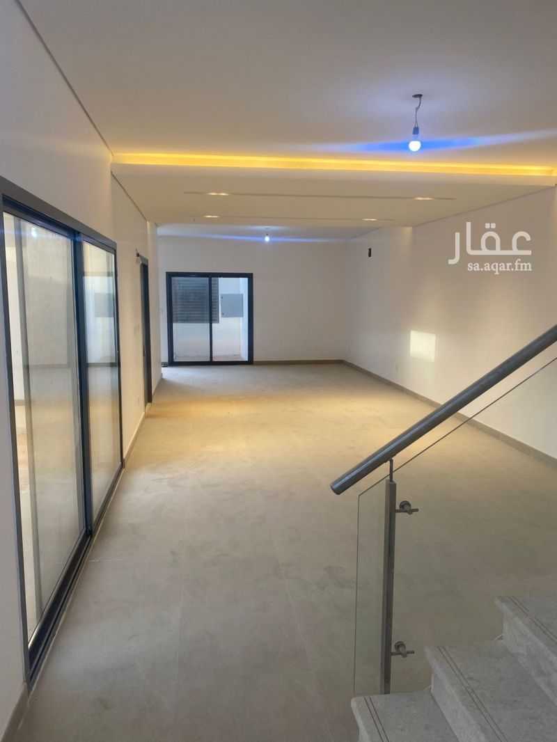 8 bedroom villa in Riyadh 12