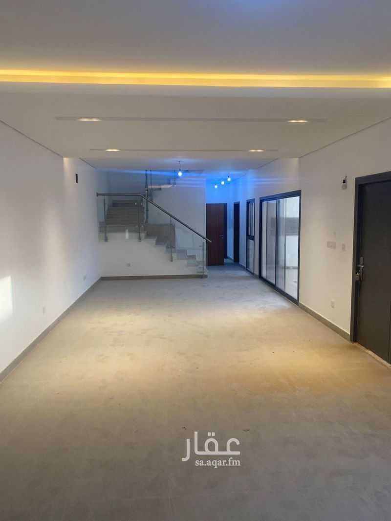 8 bedroom villa in Riyadh 6