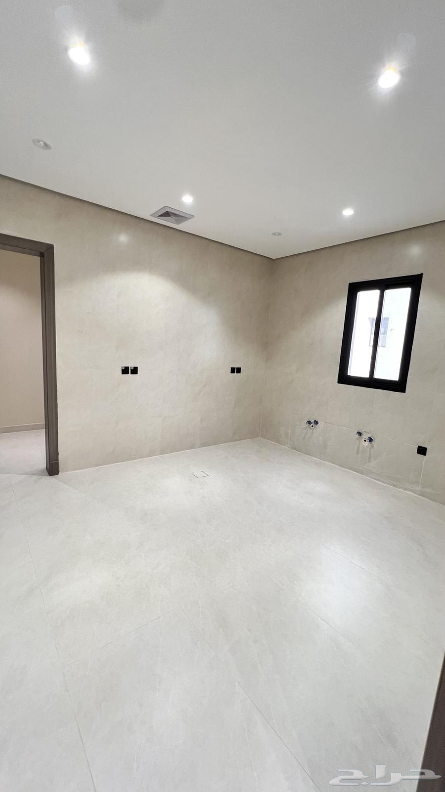 4 bedroom apartment in Al Manar, Eastern Province 5