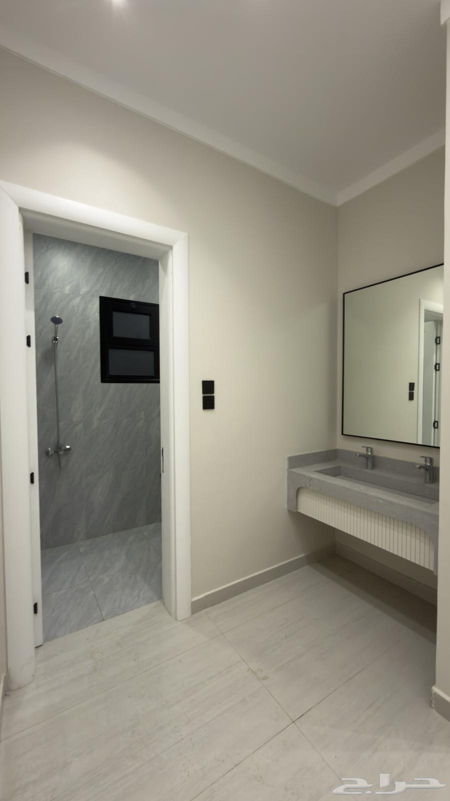 4 bedroom apartment in Taibah, Eastern Province 9