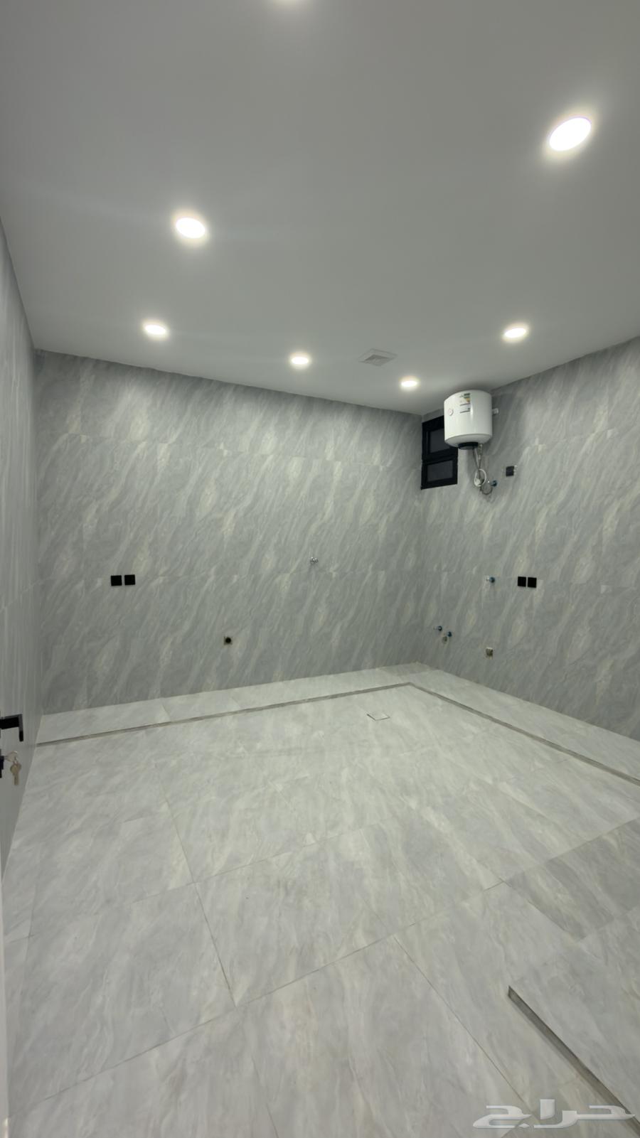 4 bedroom apartment in Taibah, Eastern Province 8