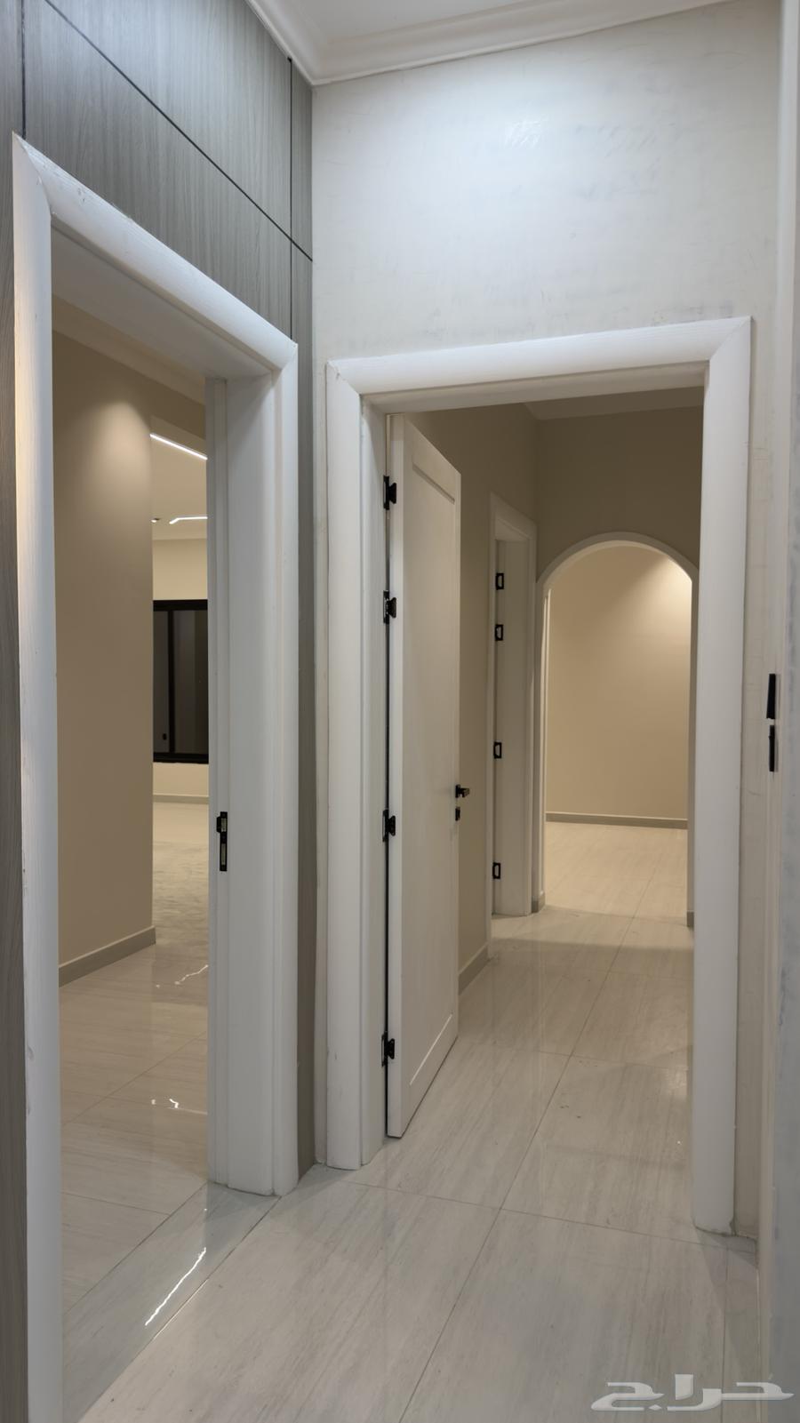 4 bedroom apartment in Taibah, Eastern Province 11