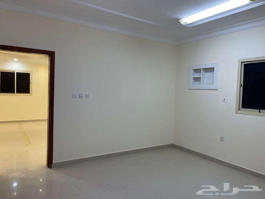 4 bedroom apartment in Al Rawdah, Eastern Province 11