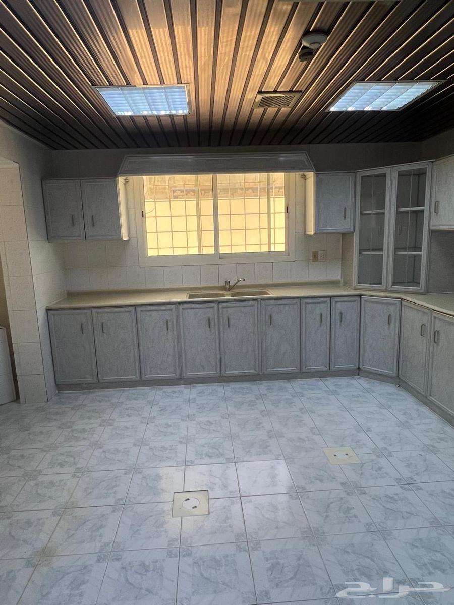 4 bedroom villa in Najd, Eastern Province 4