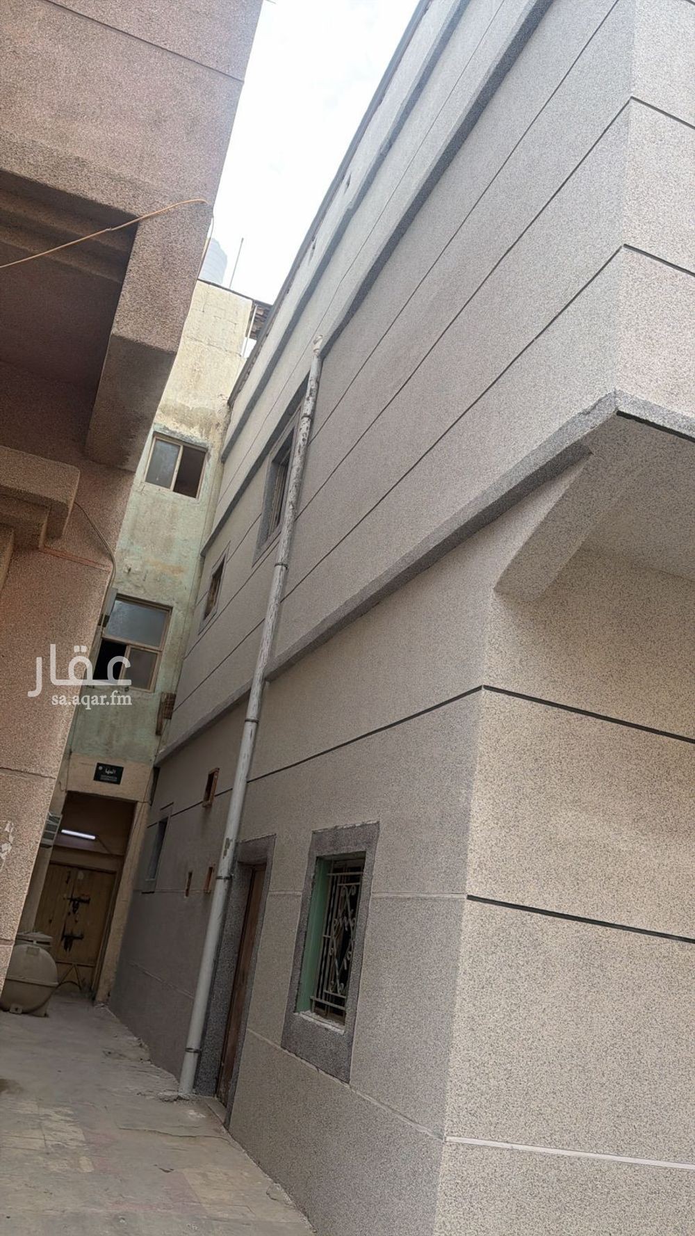 13 bedroom building in Al Souq, Eastern Province 4