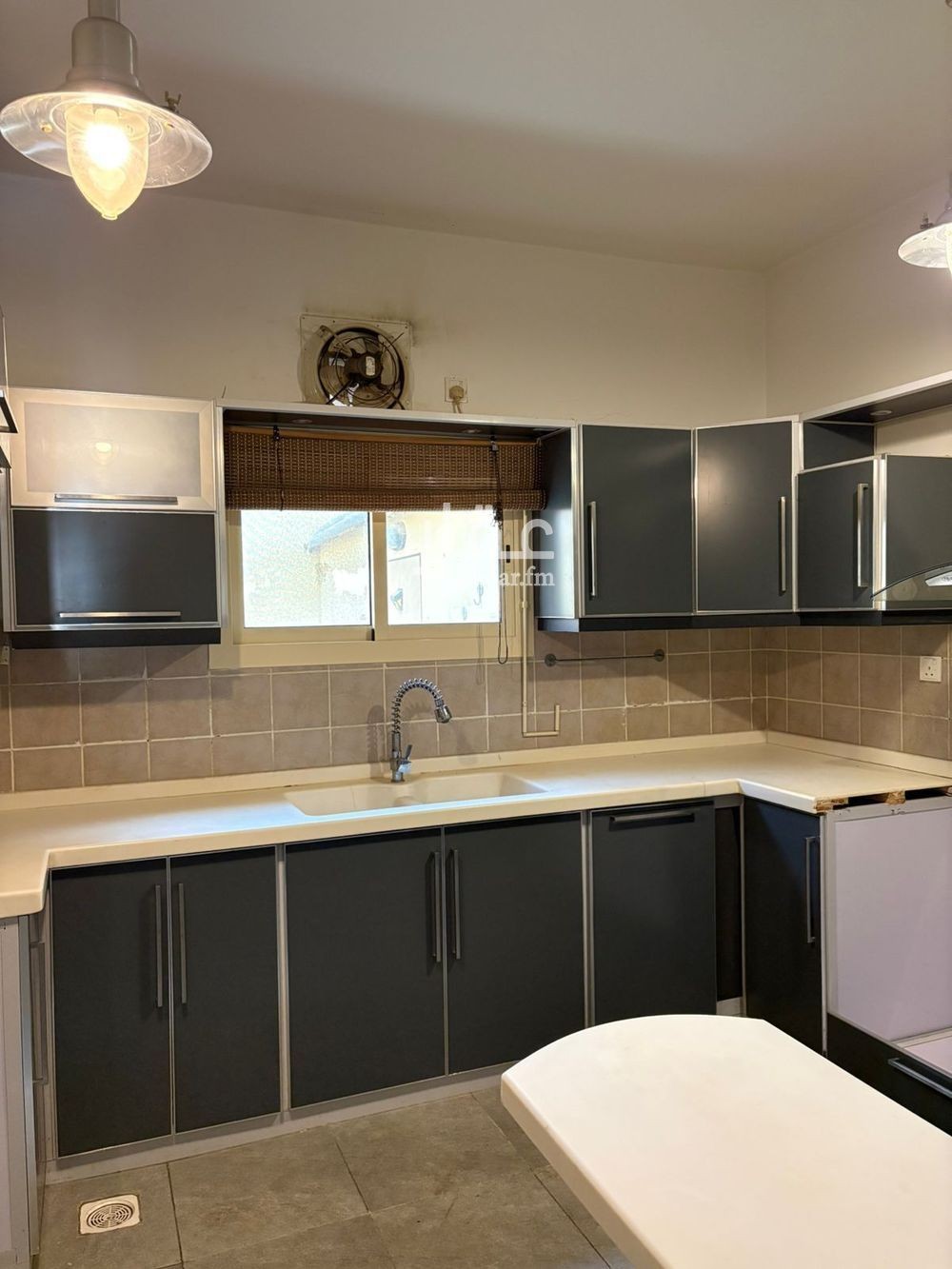 9 bedroom villa in Al Gharbiyah, Jeddah 6