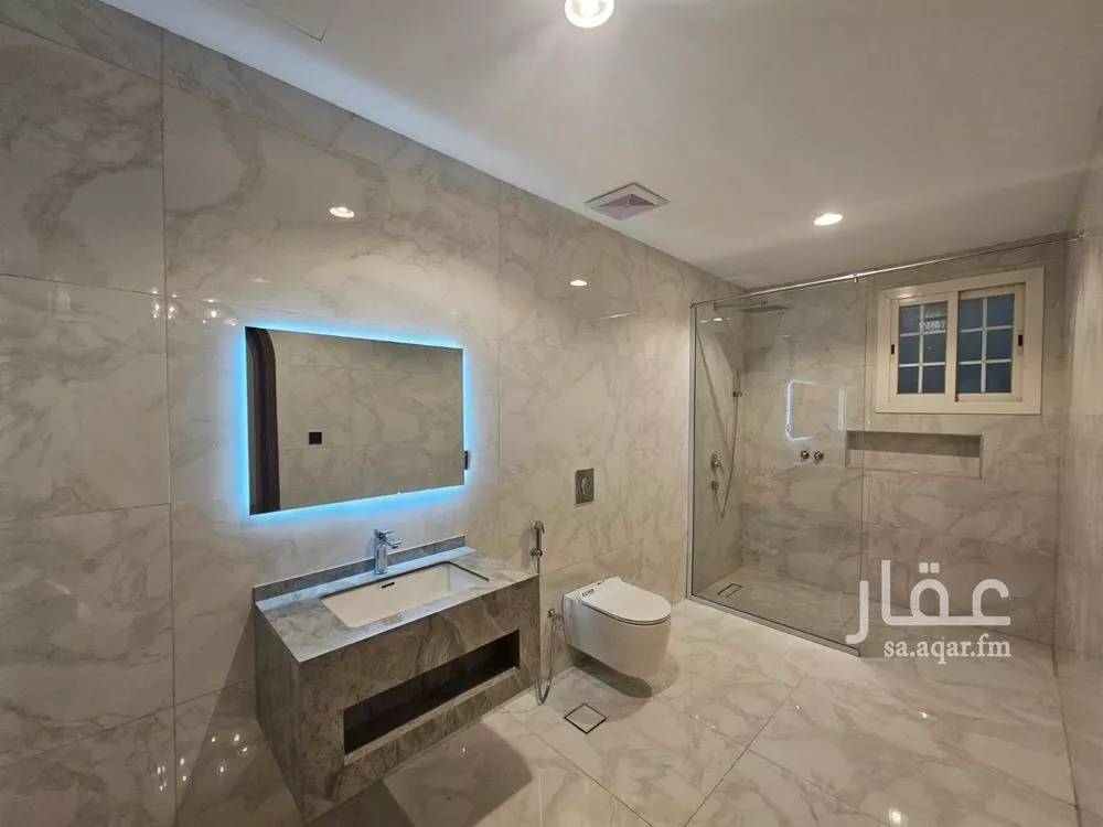 5 bedroom villa in Jeddah 22